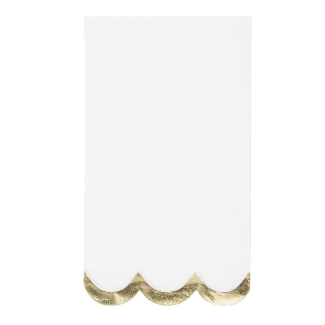 Fancy Scalloped Dinner Napkins 16ct