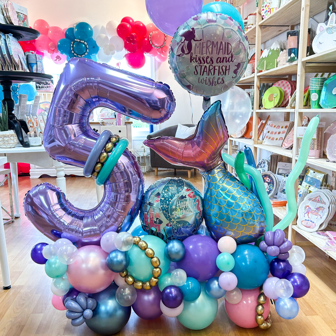Luxury air-filled balloon bouquet, custom-designed for birthdays, anniversaries, and special occasions. Elegant and high-quality balloon decor in a variety of colors and styles.